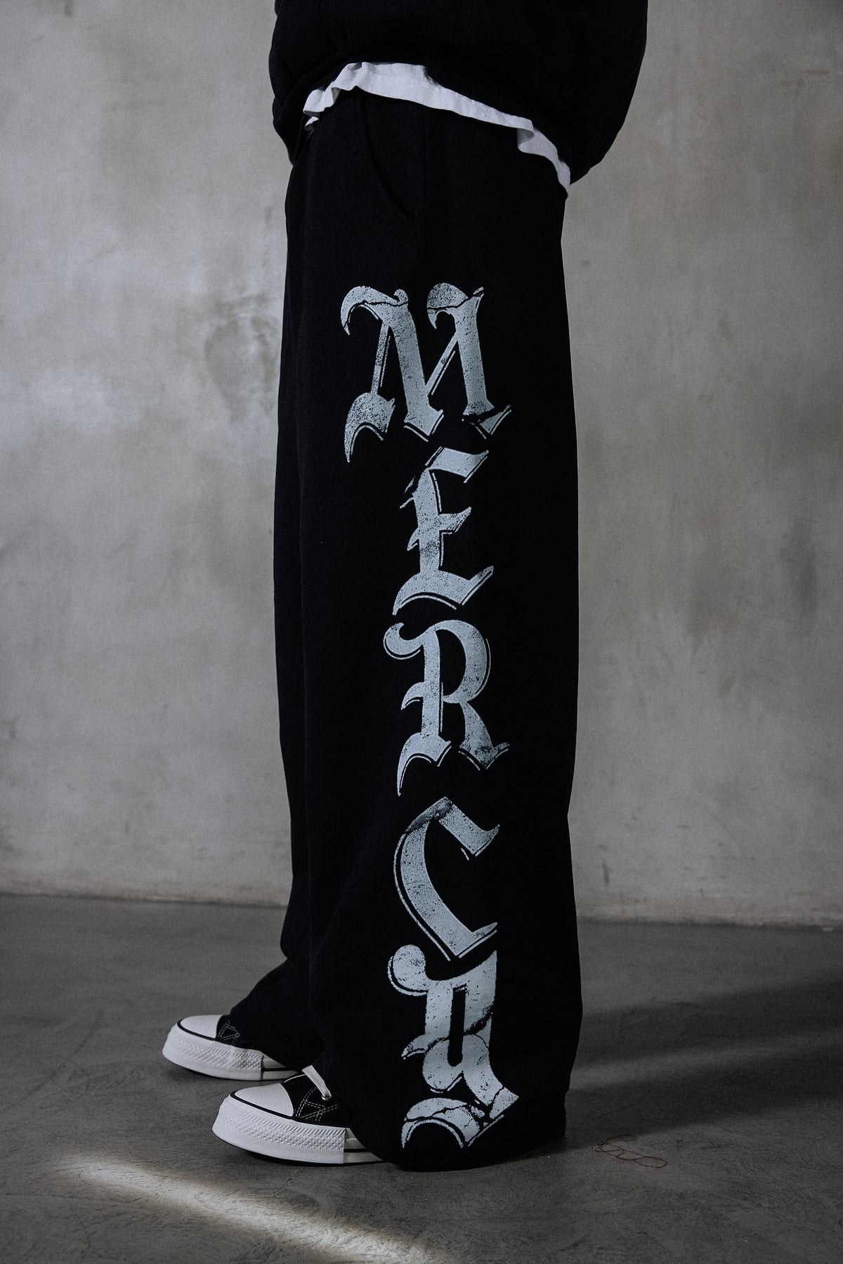 Mercy Relic Ultra Wide Sweat Pants (Black)