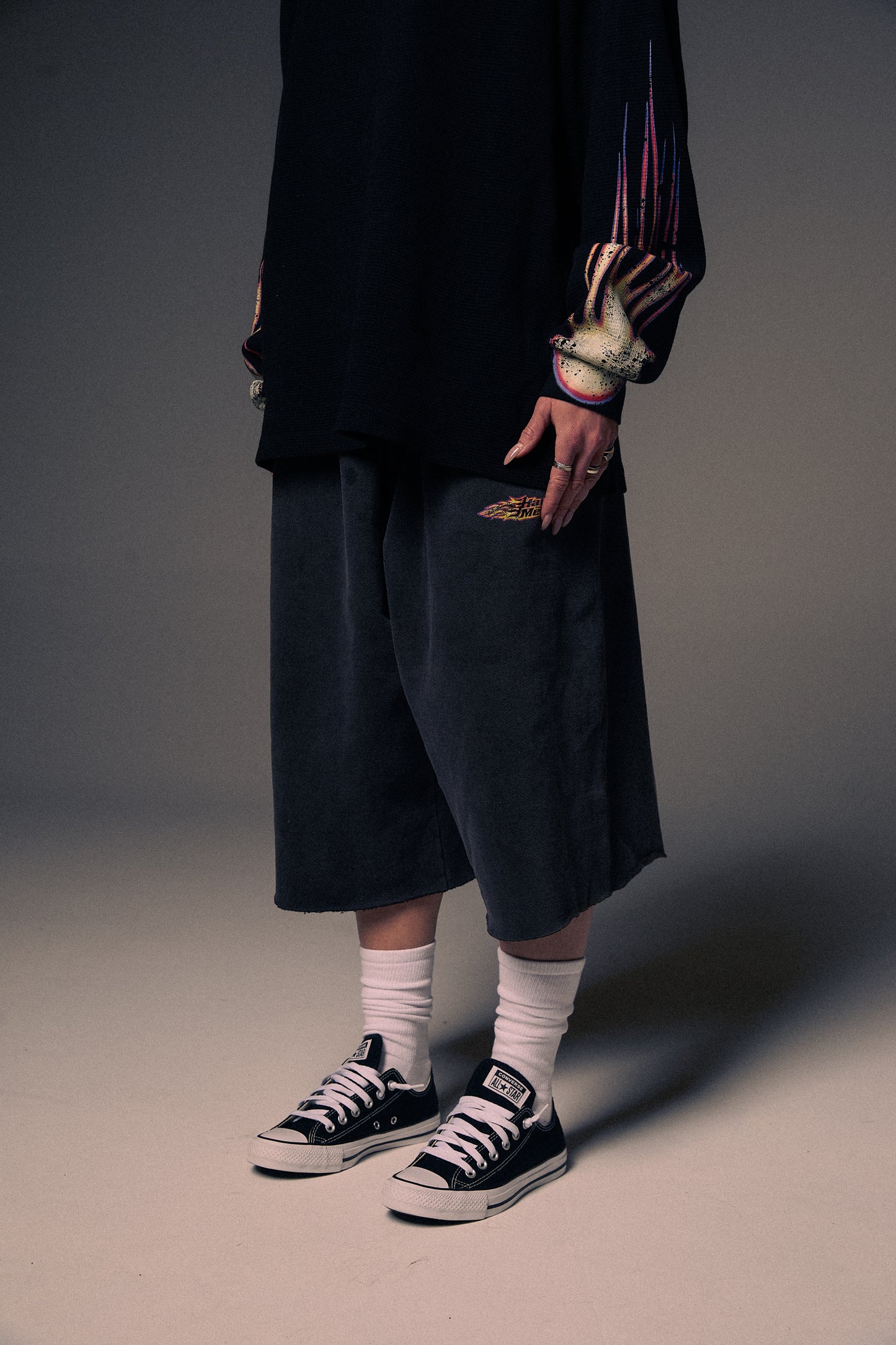 Black Flame 3/4 Shorts (Vintage Black)